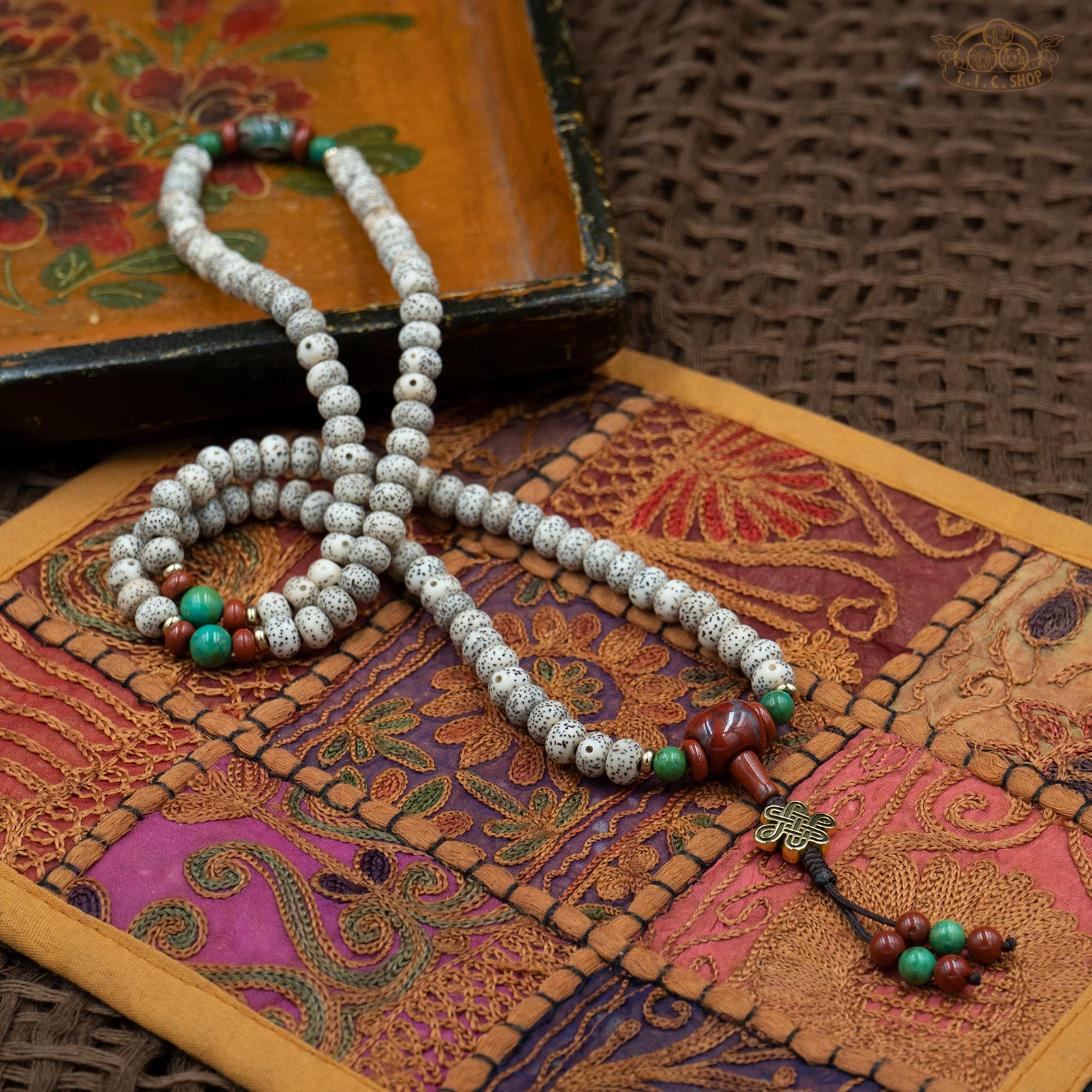 Moon and Stars Bodhi Seeds 8mm 108-Bead Traditional Prayer Mala