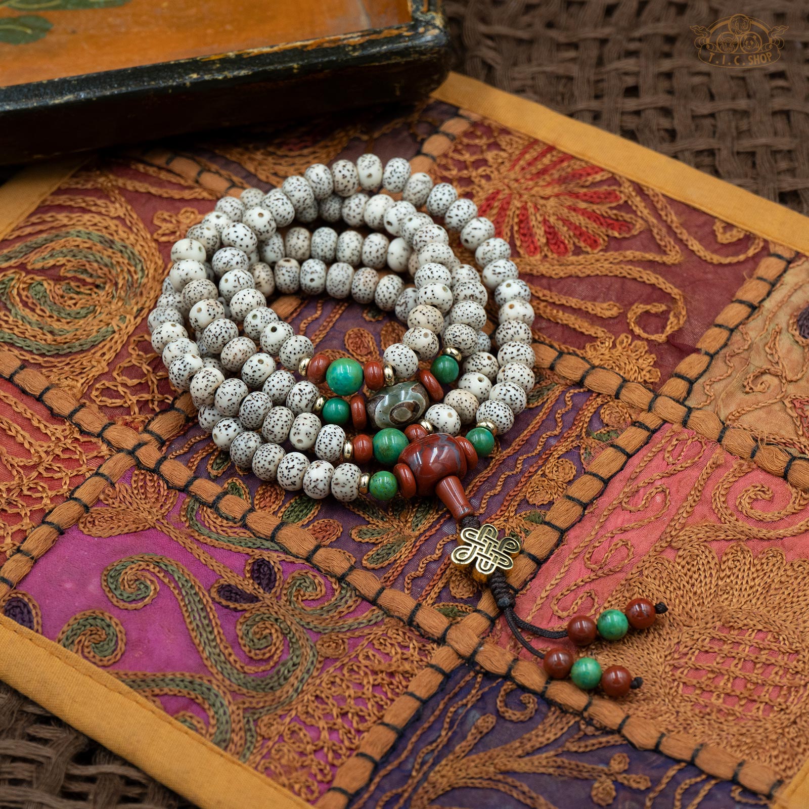 Moon and Stars Bodhi Seeds 8mm 108-Bead Traditional Prayer Mala