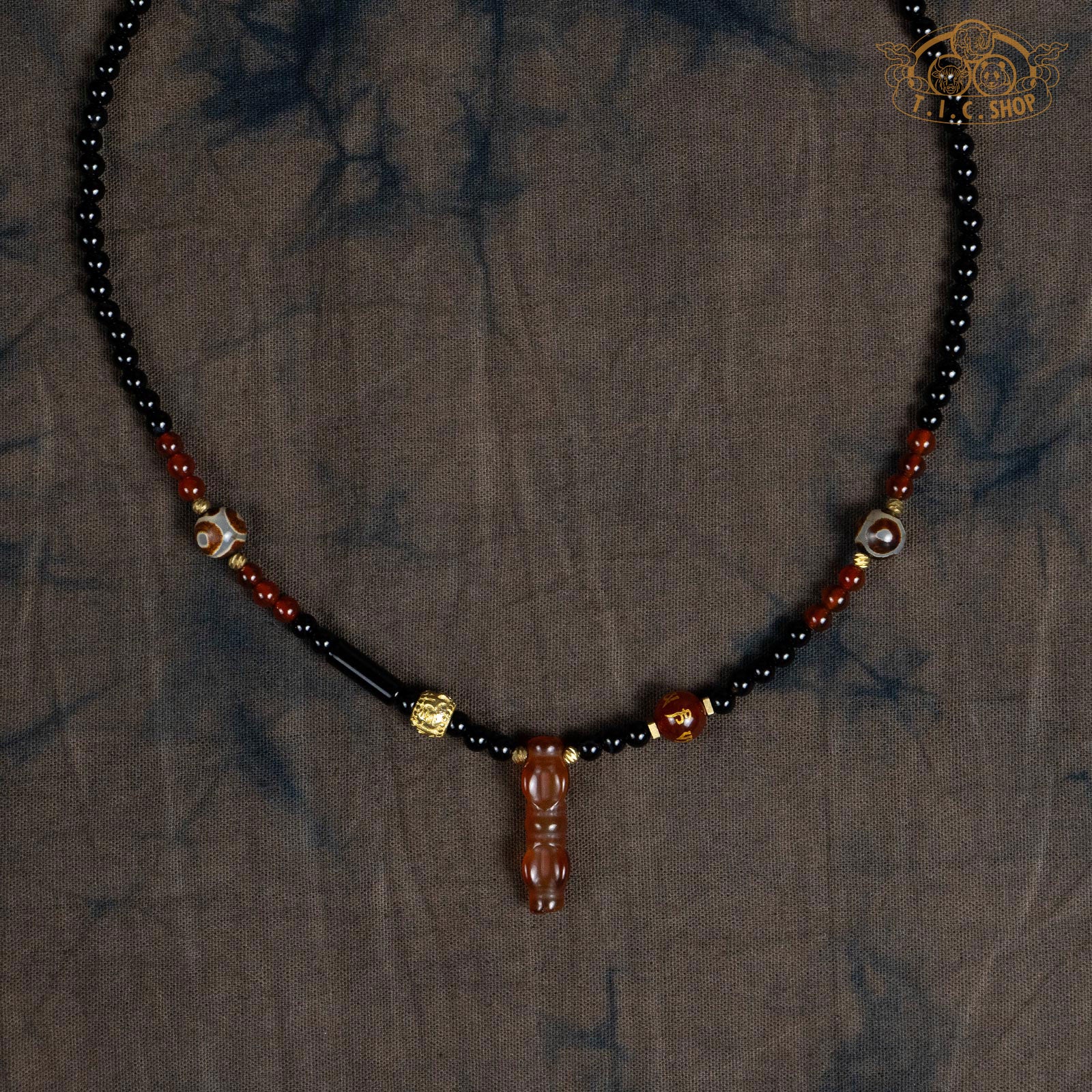 Red Agate Vajra Pendant Stone Beaded Necklace