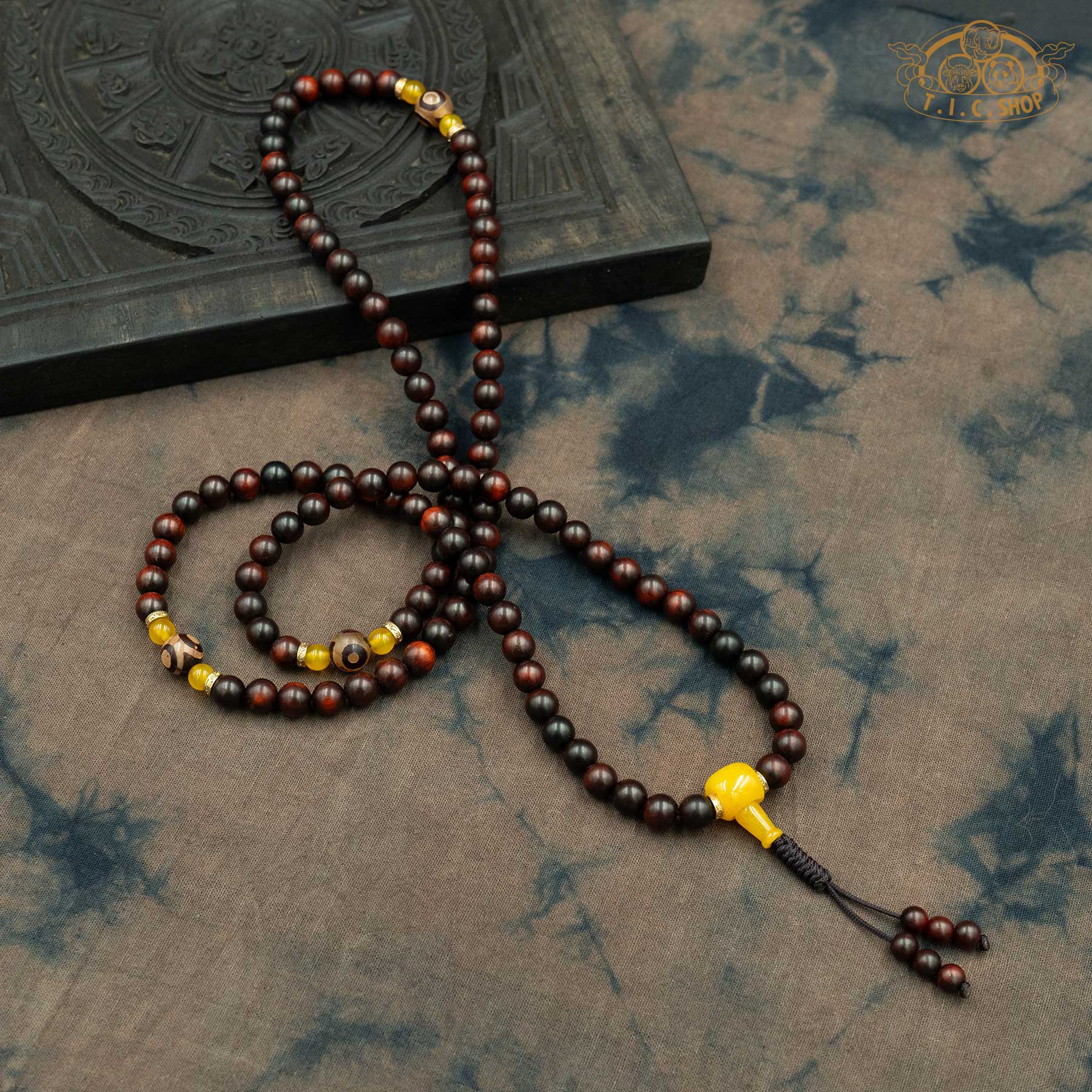 Red Sandalwood 8mm 108-Bead Traditional Prayer Mala