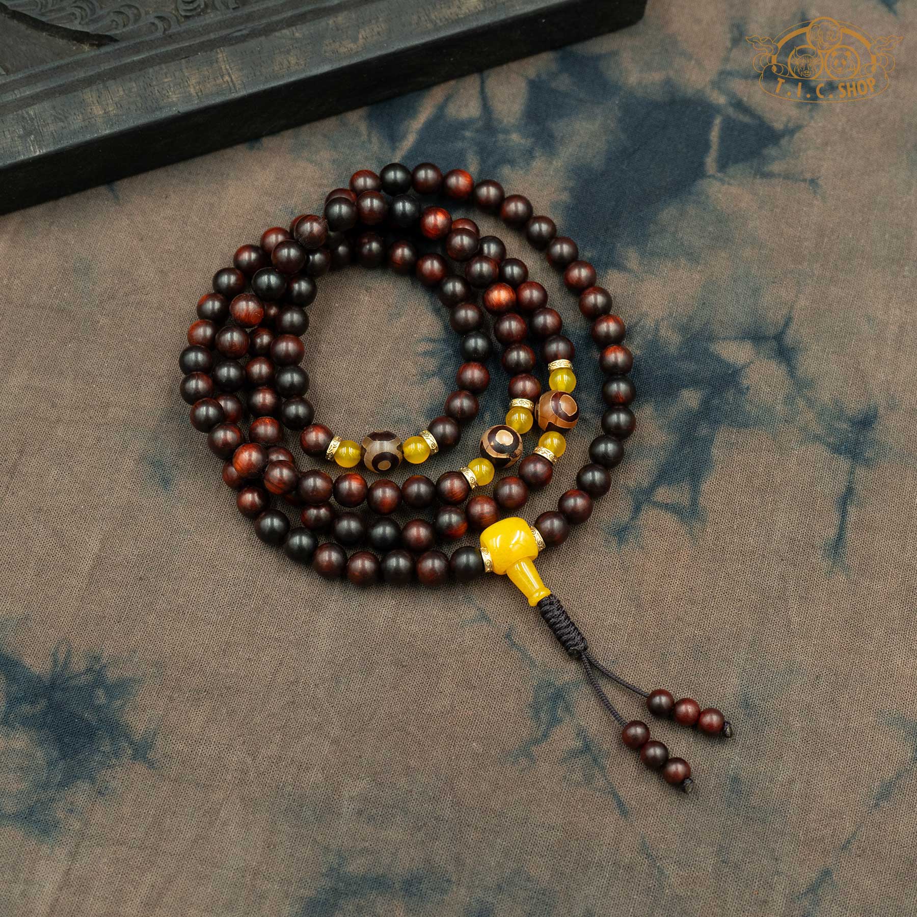 Red Sandalwood 8mm 108-Bead Traditional Prayer Mala
