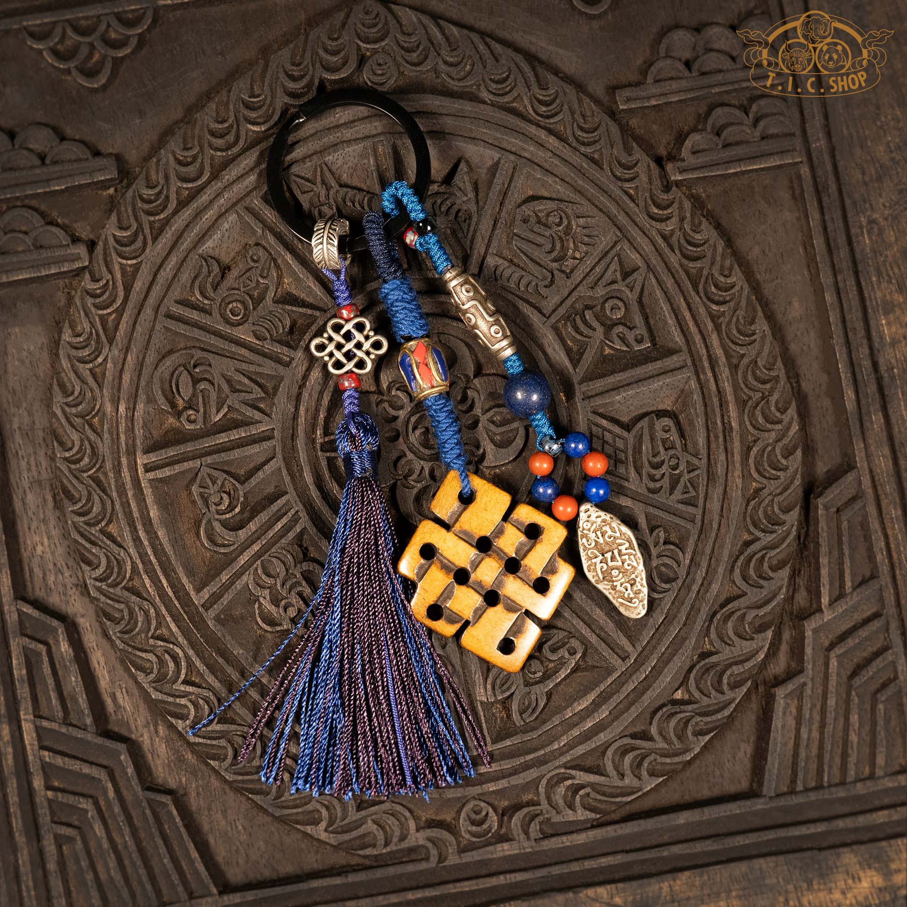 Endless Knot Tibetan Style Hand-Woven Hanging Amulet