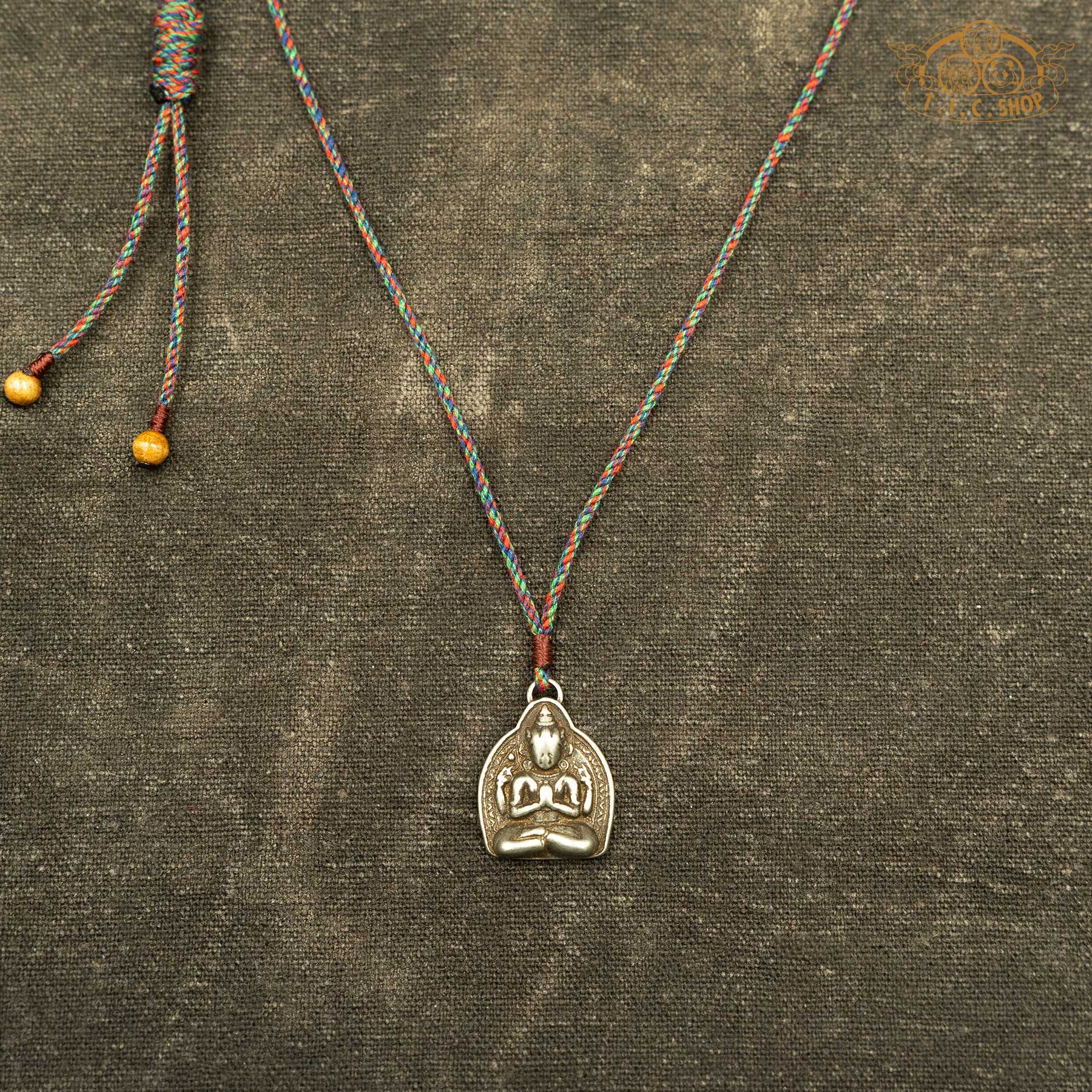 Four-armed Avalokiteshvara Amulet Pendant Necklace