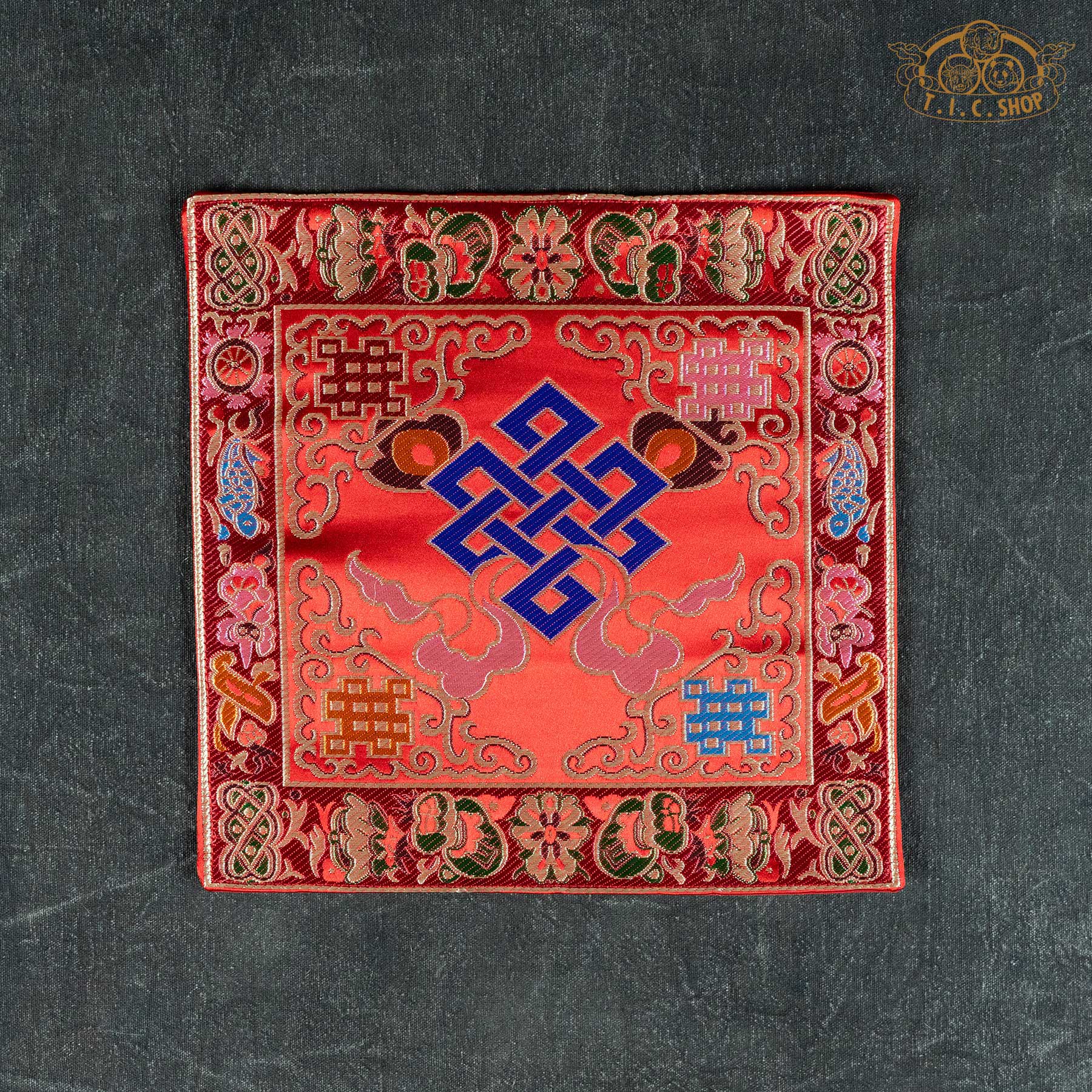 Endless Knot Red Brocade Table Mat