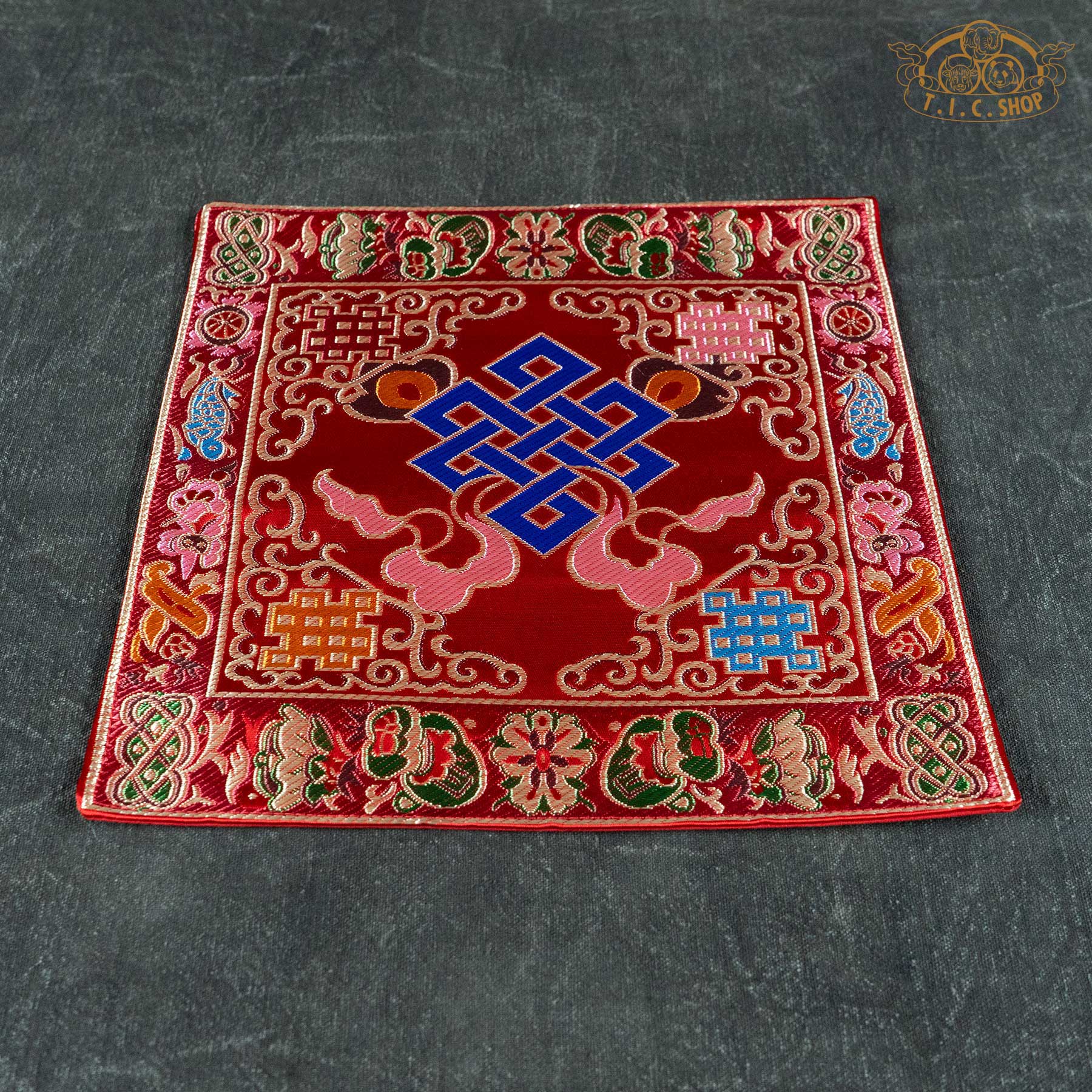 Endless Knot Red Brocade Table Mat