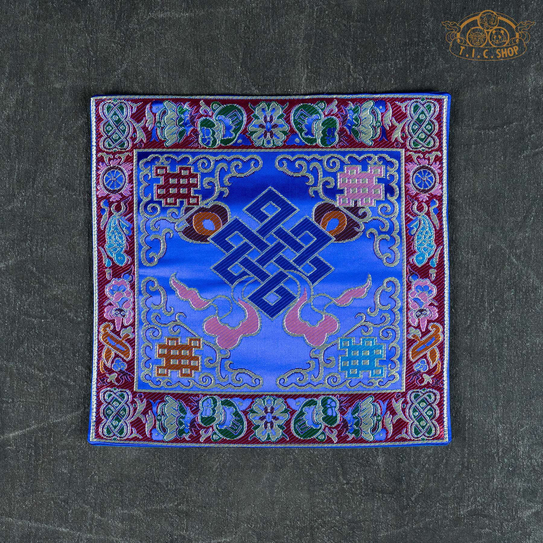 Endless Knot Blue Brocade Table Mat