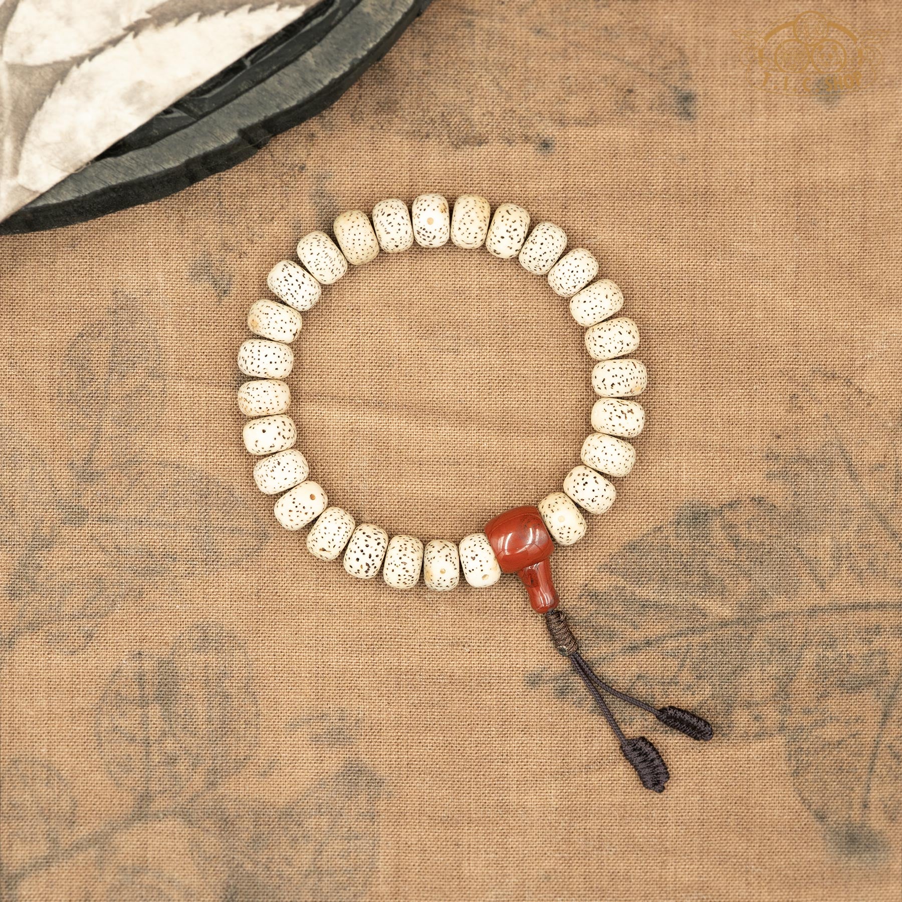 Moon and Stars Bodhi Seeds 11mm 27-bead Tibetan Traditional Wrist Mala