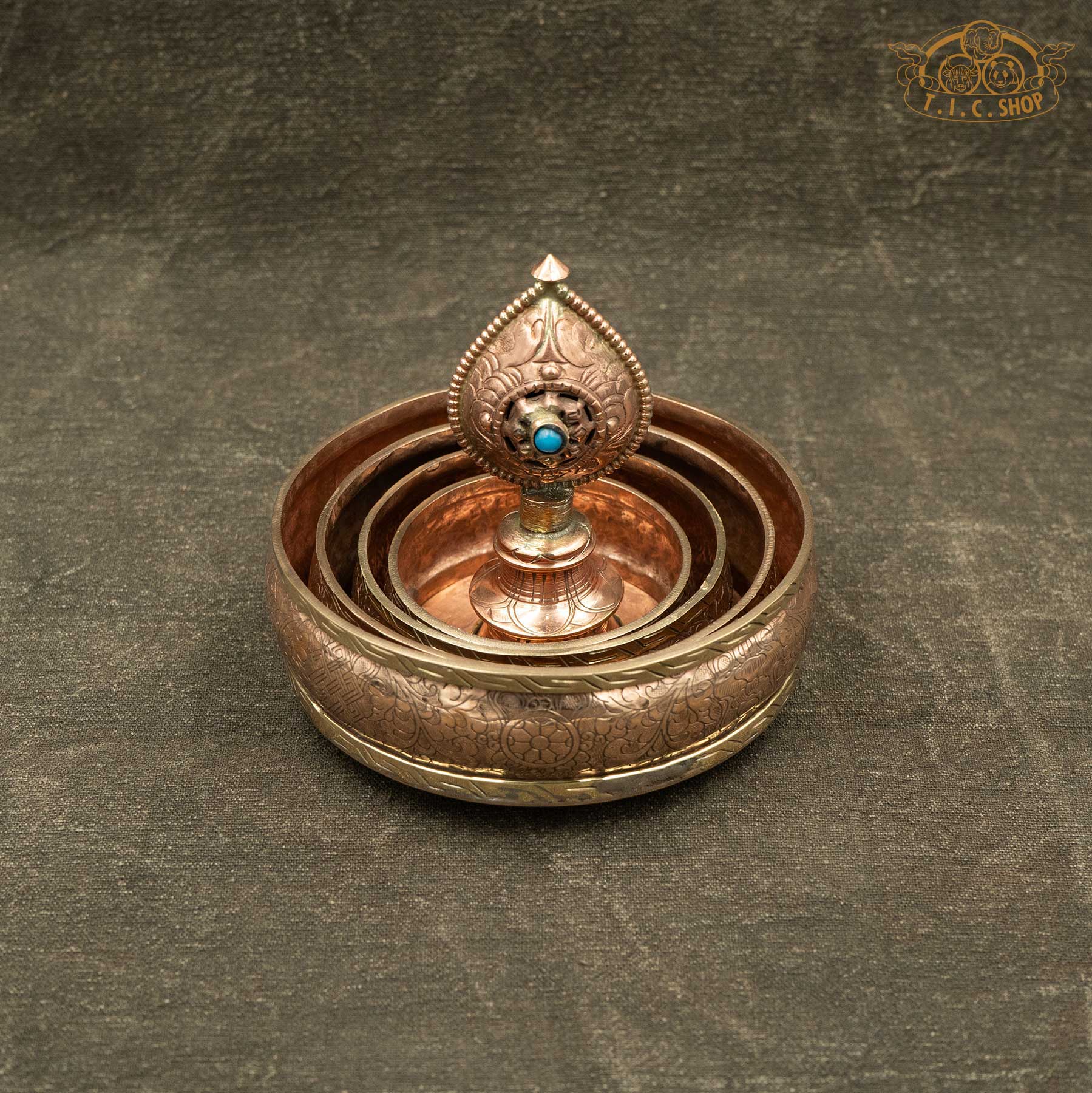 Overlapped copper Mandala set, 20.5cm height, 0.28kg, for meditation, mindfulness, and sacred space