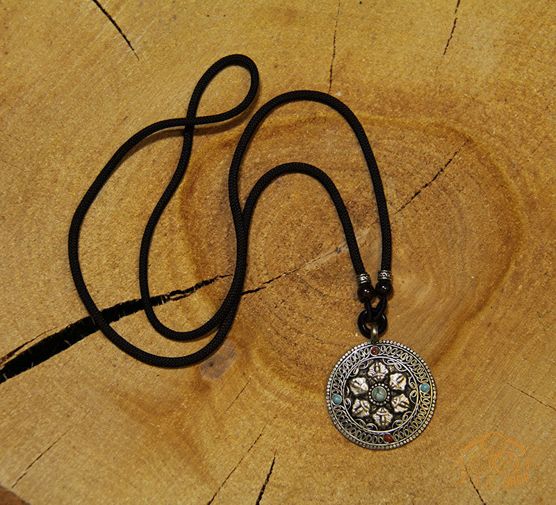 Powerful Vajra Tibetan Style Filigree Pendant Necklace