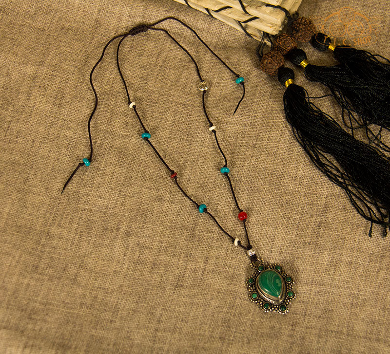 Drop-Shaped Tibetan Style Pendant Necklace