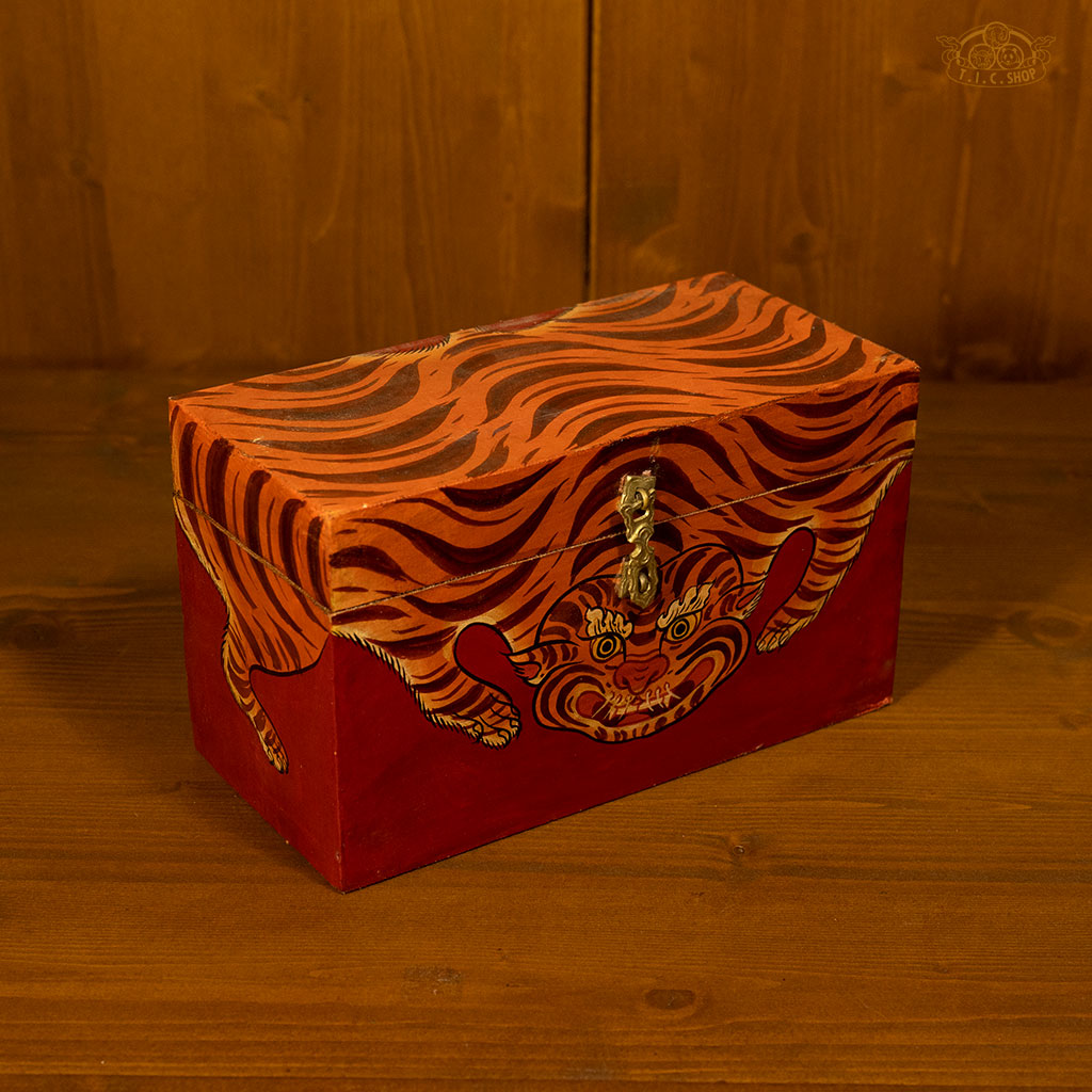 Tiger Motif Hand-Painted Wooden Treasure Chest Jewelry Box Red