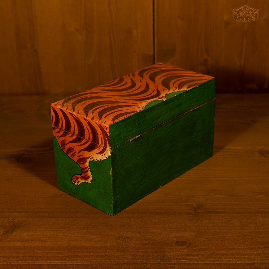Tiger Motif Hand-Painted Wooden Treasure Chest Jewelry Box Green