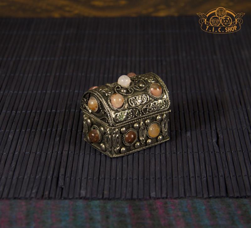 Tibetan Natural Stones Metal Filigree Trinket Box / Jewelry Box
