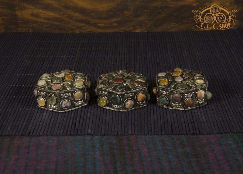 Tibetan Natural Stones Hexagon-Shaped Metal Trinket Box / Jewelry Box