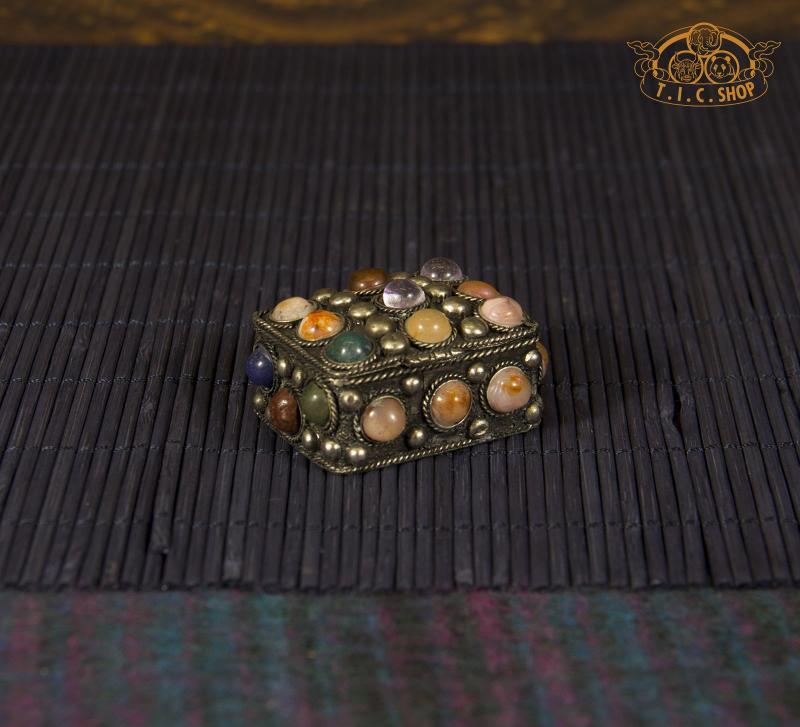Tibetan Natural Stones Metal Trinket Box / Jewelry Box