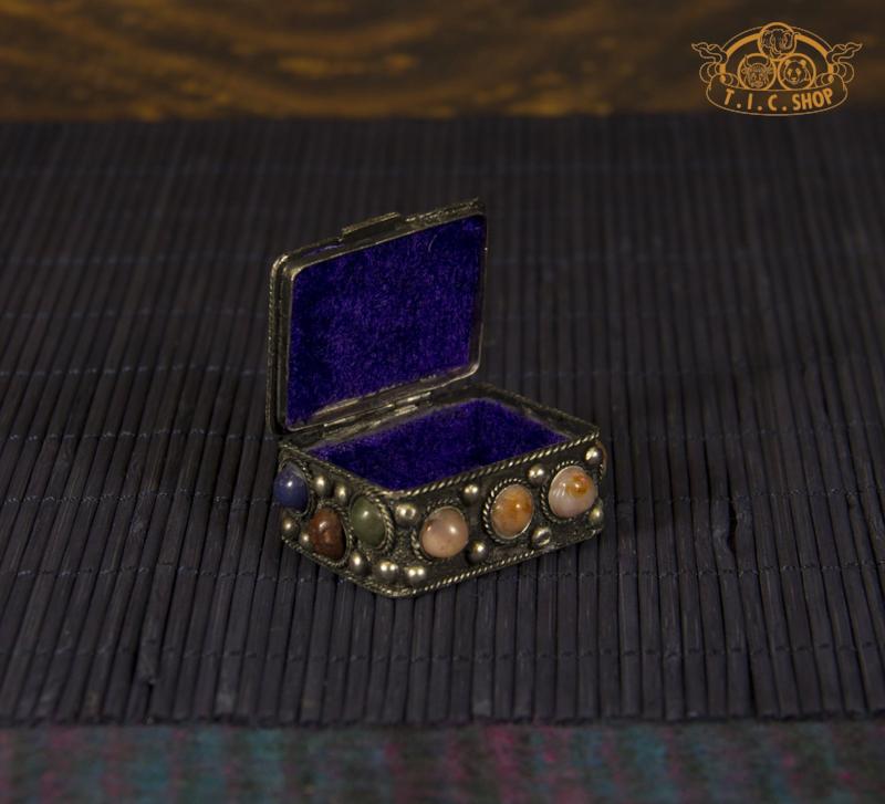 Tibetan Natural Stones Metal Trinket Box / Jewelry Box