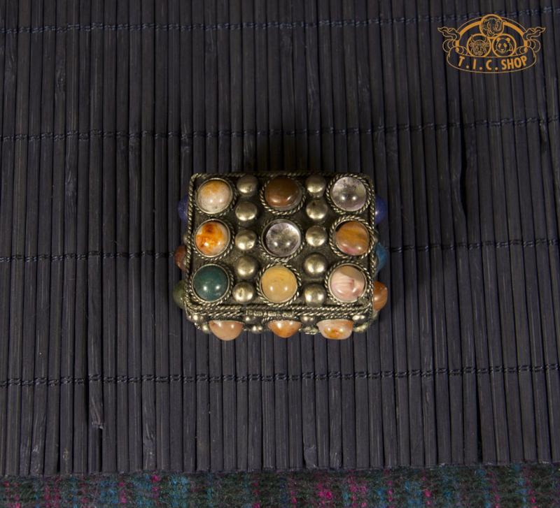 Tibetan Natural Stones Metal Trinket Box / Jewelry Box