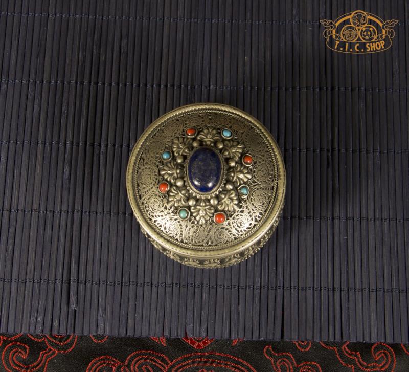 Vajra Motifs Tibetan Natural Stones Metal Filigree Trinket Box / Jewelry Box