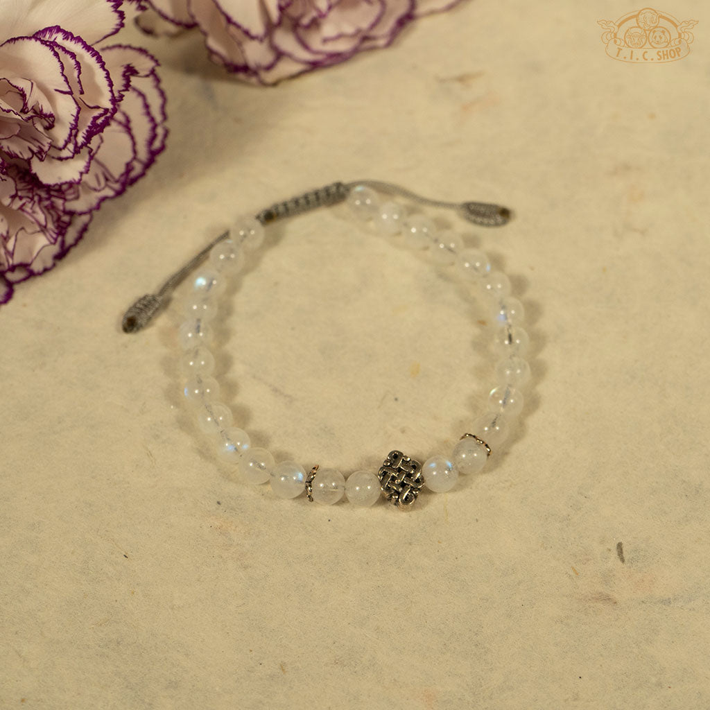 'Silver Moonlight' Moonstone 6mm Beads Bracelet with 925silver Endless Knot
