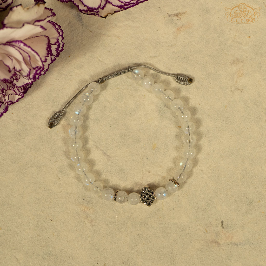 'Silver Moonlight' Moonstone 6mm Beads Bracelet with 925silver Endless Knot