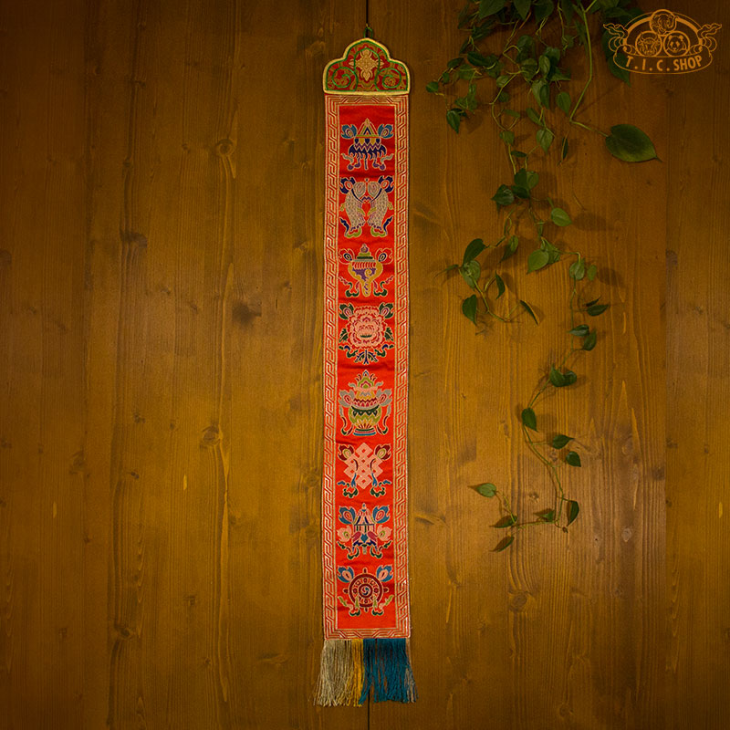 Brocade Wall Decoration with 8 Auspicious Symbols Pattern