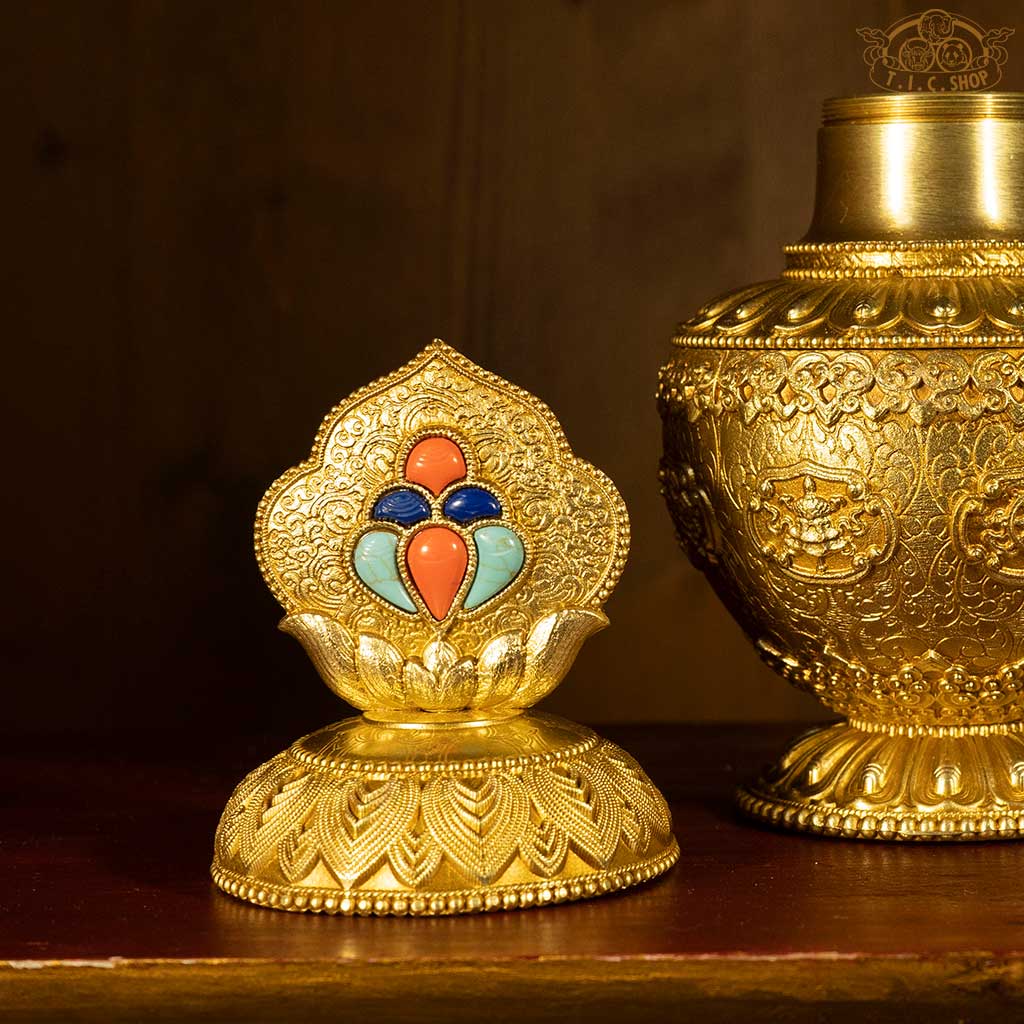 Treasure Vase