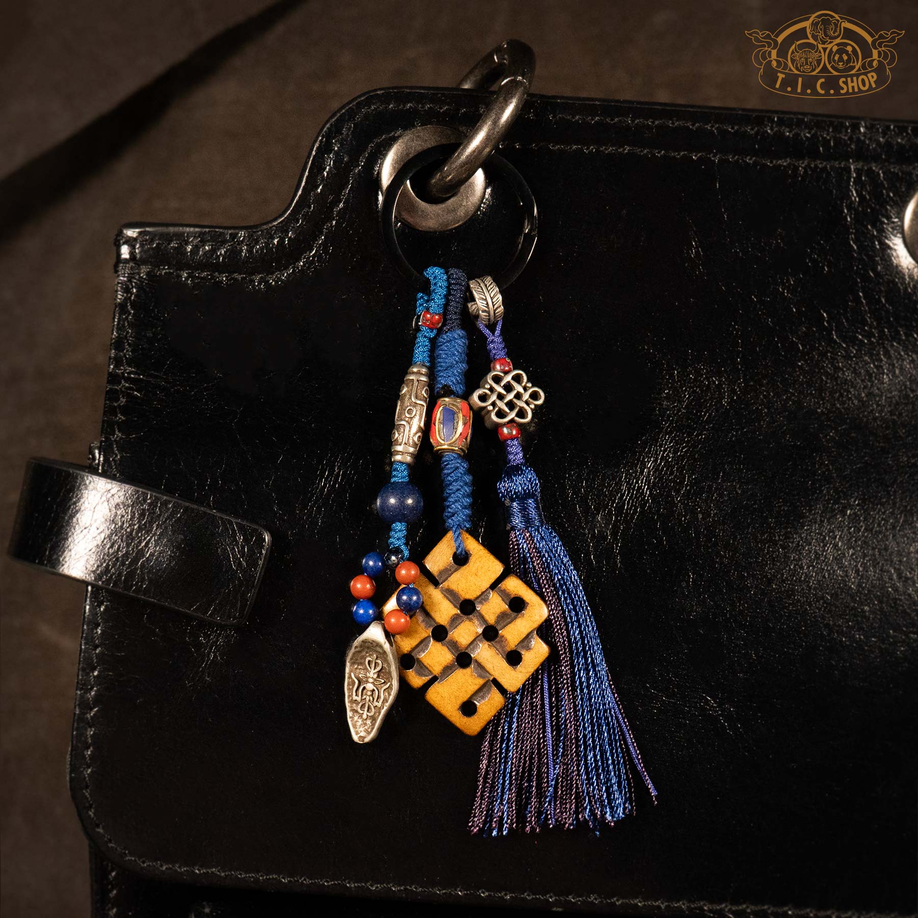Endless Knot Tibetan Style Hand-Woven Hanging Amulet