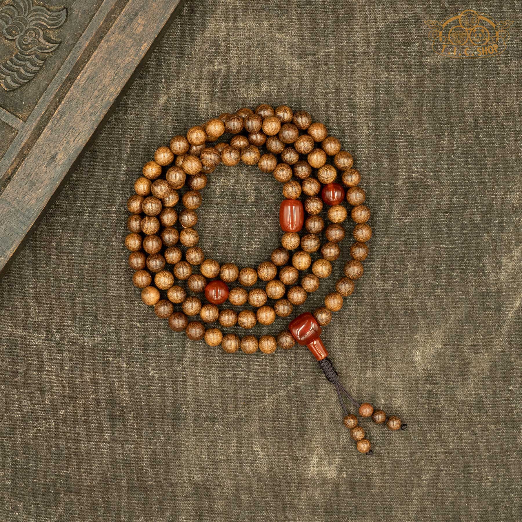 Golden Sandalwood 8mm 108-Bead Traditional Prayer Mala