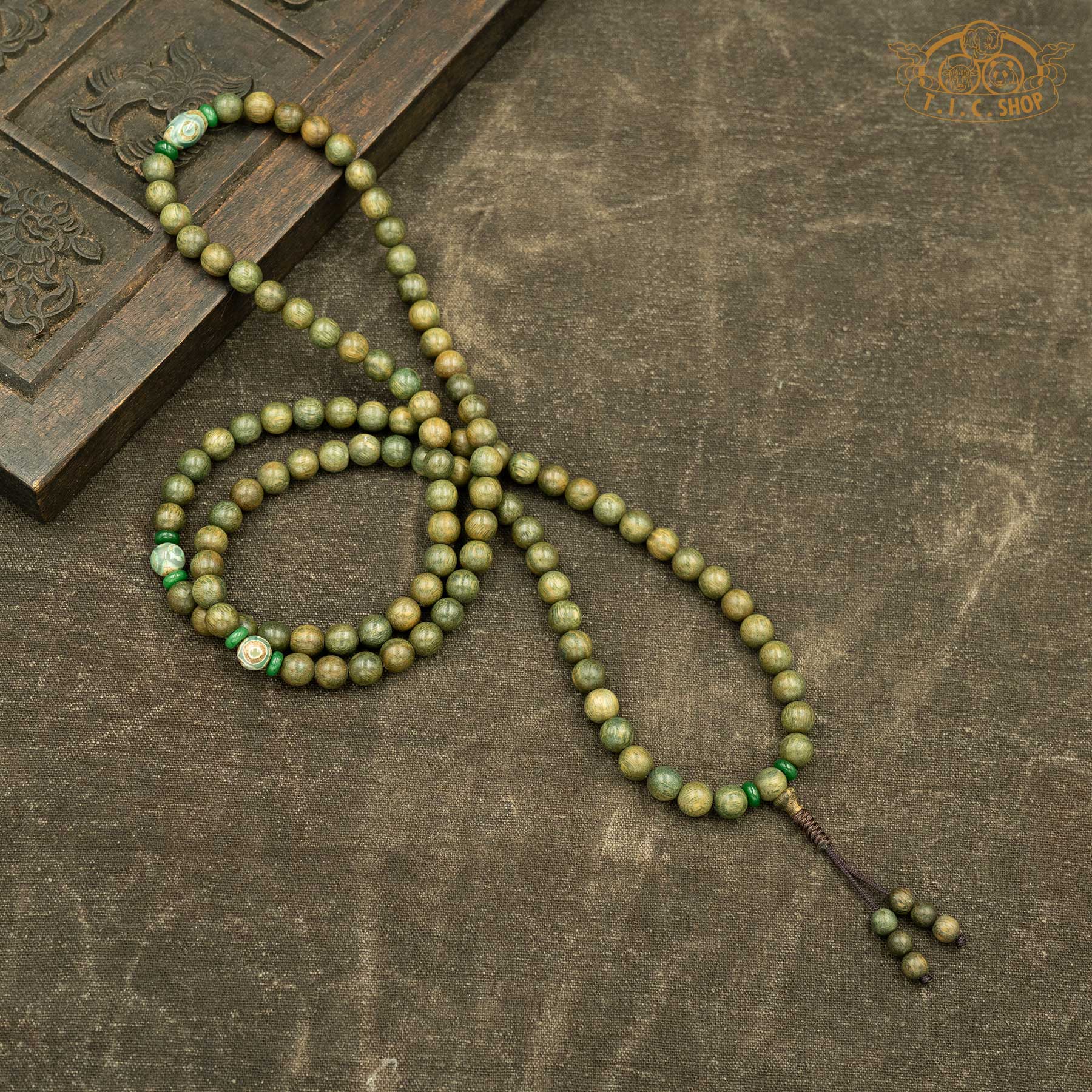 Green Sandalwood 8mm 108-Bead Traditional Prayer Mala