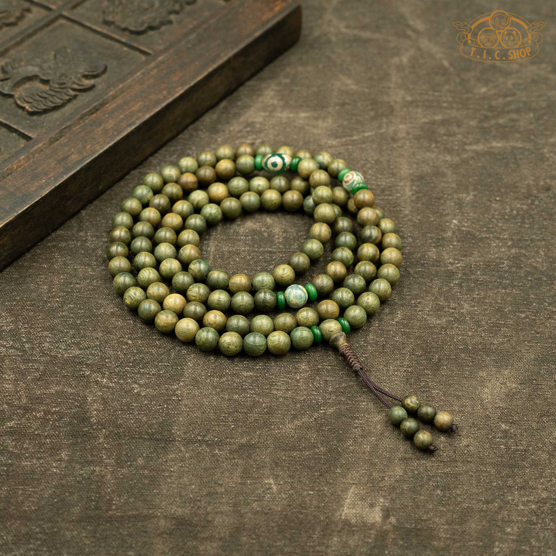 Green Sandalwood 8mm 108-Bead Traditional Prayer Mala