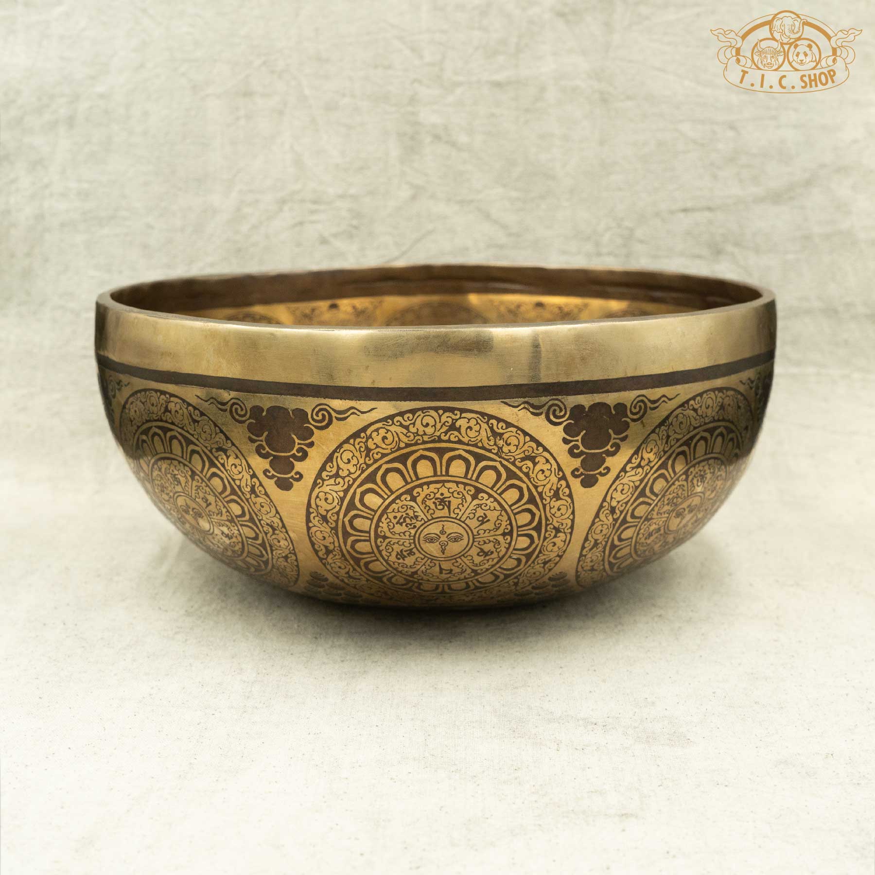 Side View of Four-Armed Avalokiteshvara Brass Singing Bowl 25.5cm