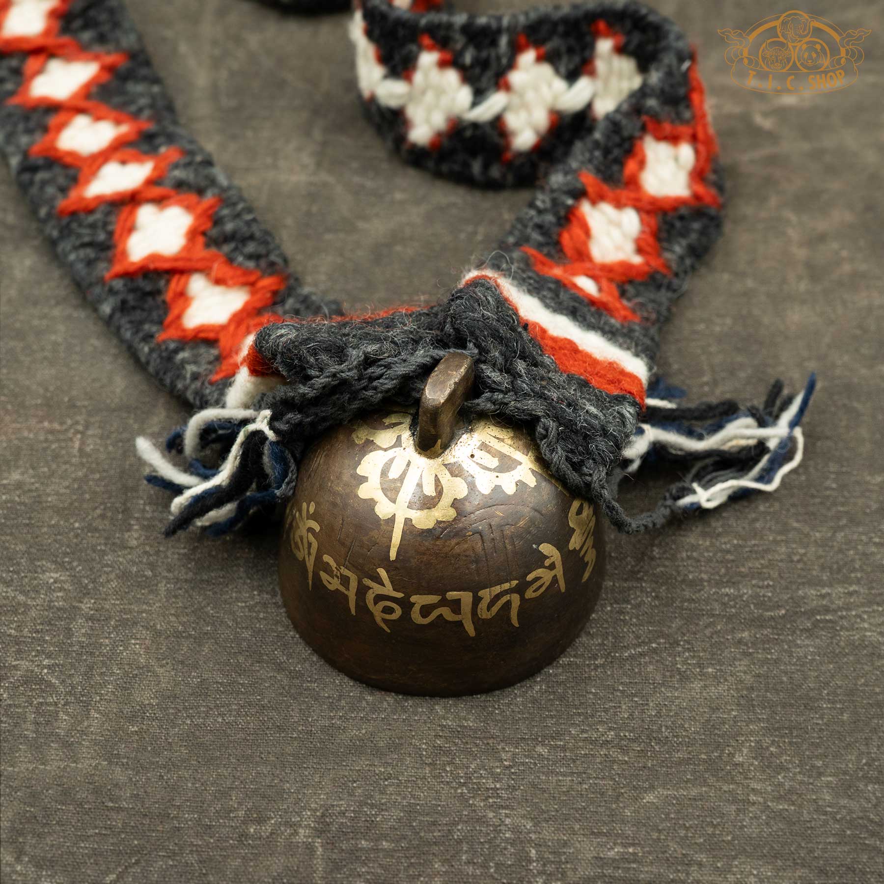 Top View of Handmade Himalayan Antique Bronze Yak Bell 7cm with Om Mani Padme Hum and Double Vajra