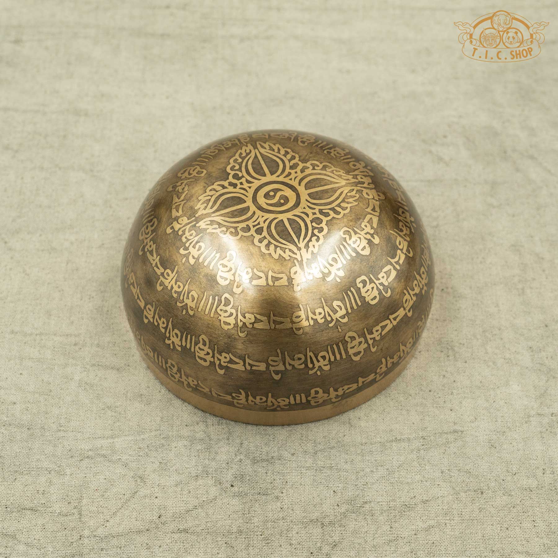 Back view of Singing Bowl with Endless Knot Symbol and Double Vajra, Yin-Yang symbol, handmade in Nepal for meditation and spiritual practice