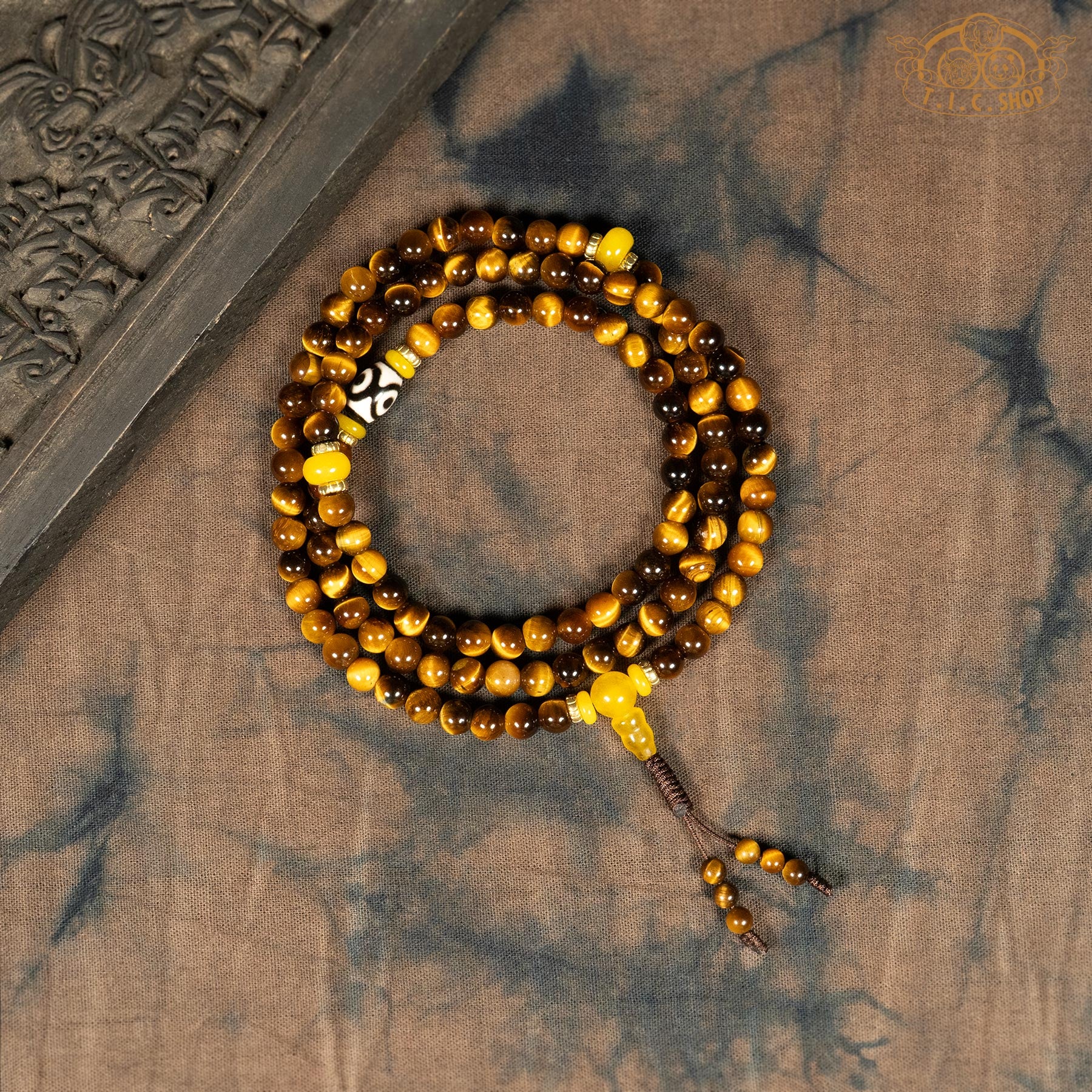 Top view of tiger's eye stone 6mm 108-Bead traditional prayer mala