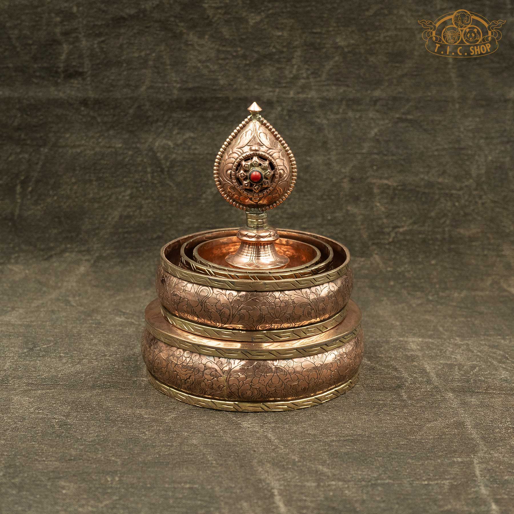 Traditional copper Mandala with rings 8.8cm, 7cm, 6cm for altar decoration and spiritual offerings