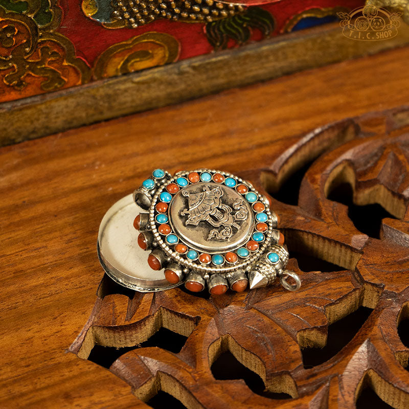 Traditional Buddhist Gau Box Pendant