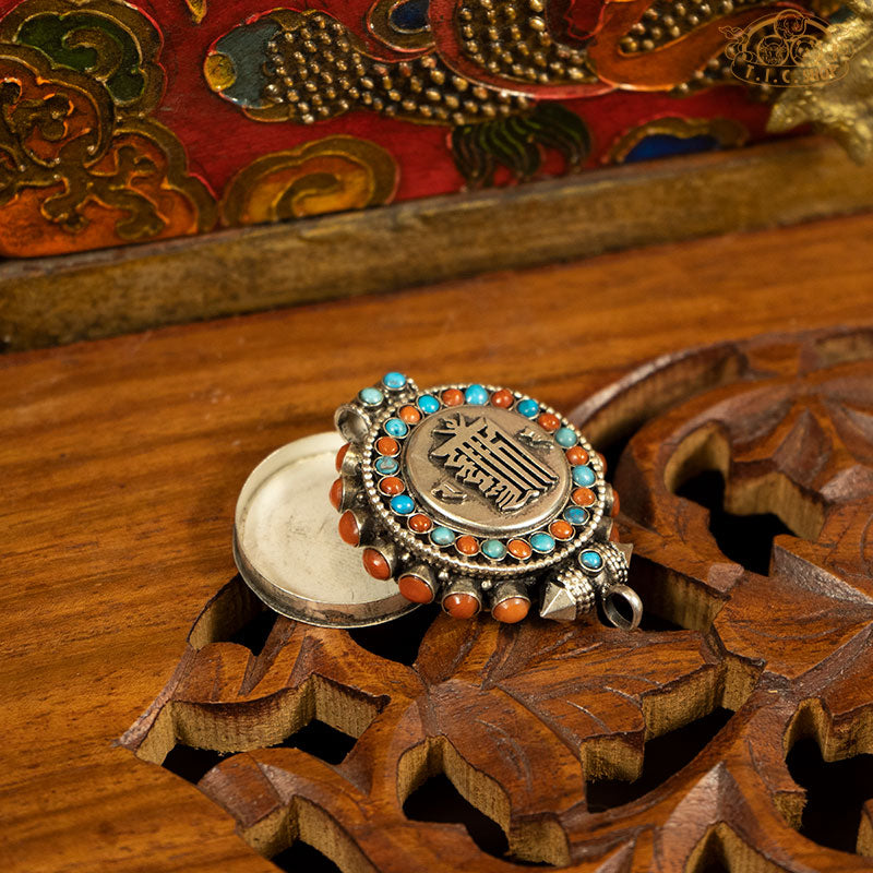 Tibetan Gau Tribal Turquoise Necklace Vintage – Estatebeads