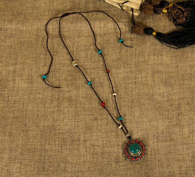 Floral Tibetan Style Pendant Necklace