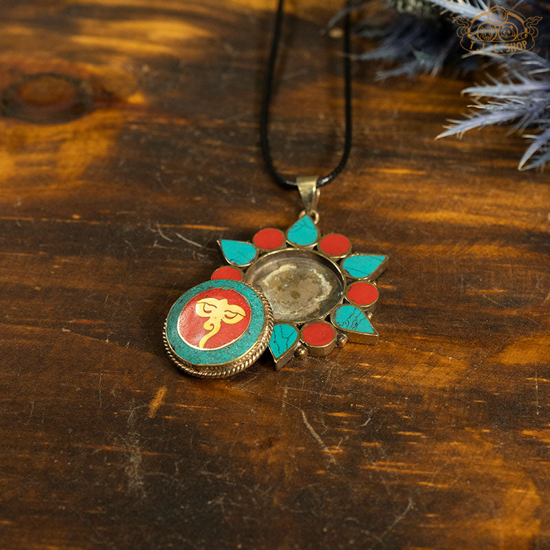 Handmade OM / Wisdom Eye Symbol  Amulet Necklace