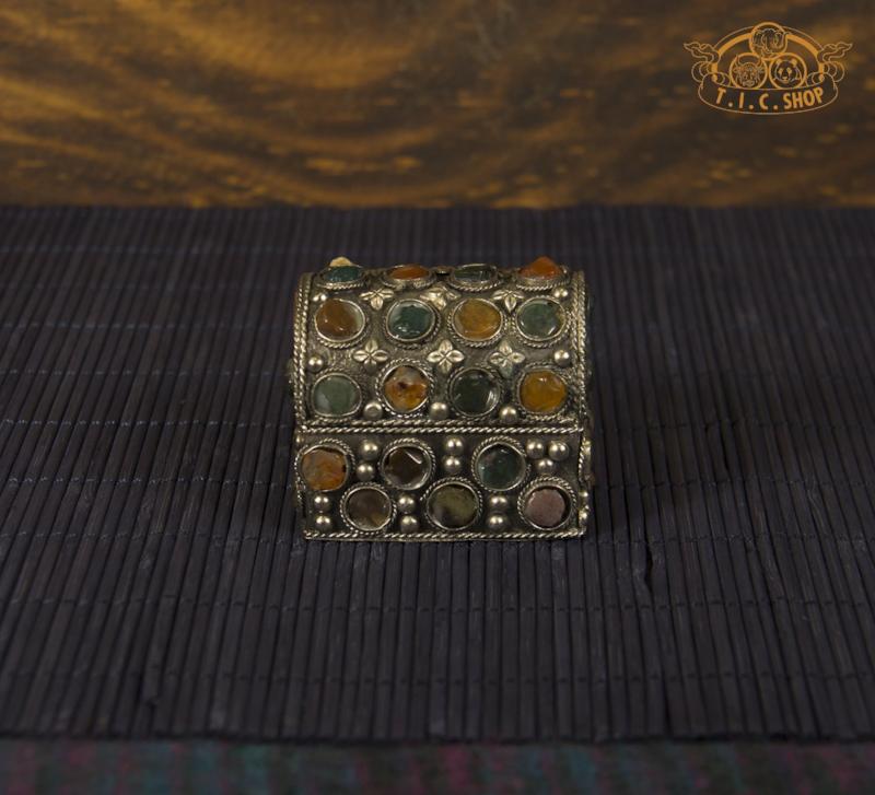 Tibetan Natural Stones Metal Trinket Box / Jewelry Box