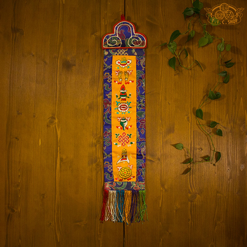 Brocade Wall Decoration with 8 Auspicious Symbols Pattern
